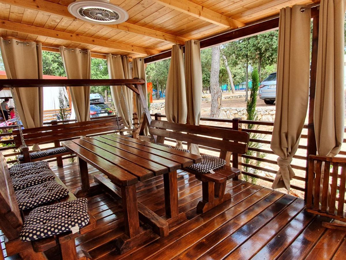 Mobile Home Cube, 3 Bedrooms, Free Parking, Wifi Biograd Na Moru Esterno foto