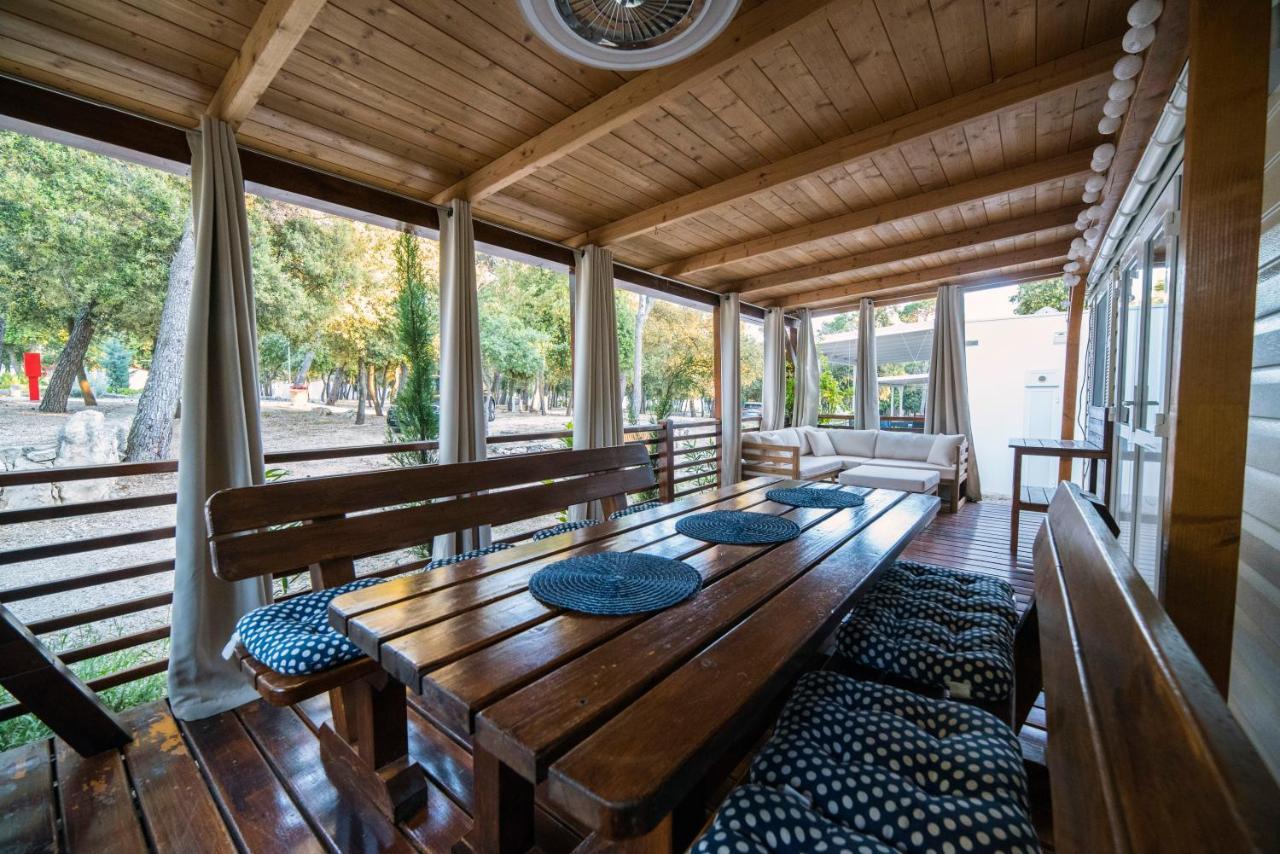 Mobile Home Cube, 3 Bedrooms, Free Parking, Wifi Biograd Na Moru Esterno foto