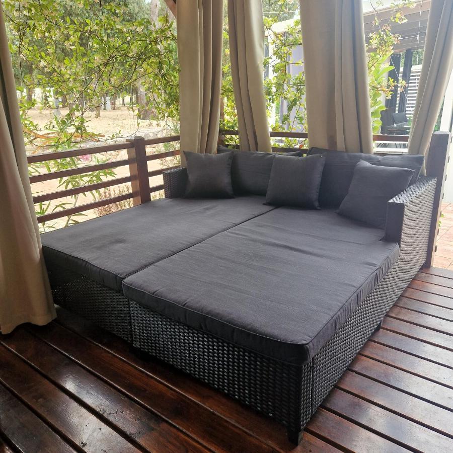 Mobile Home Cube, 3 Bedrooms, Free Parking, Wifi Biograd Na Moru Esterno foto